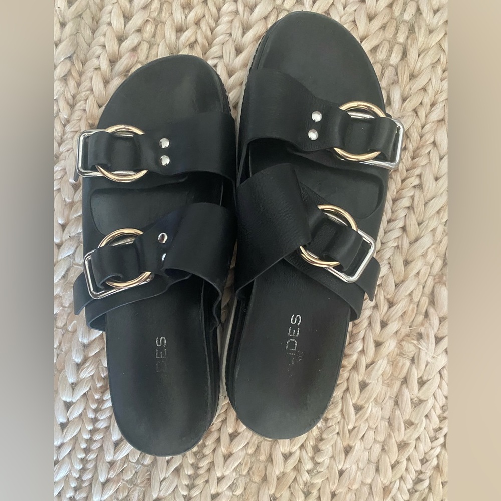 J Slides Black Leather Silver Buckle Slip-on Sandals Size 9-10 Womens - Picture 1 of 5